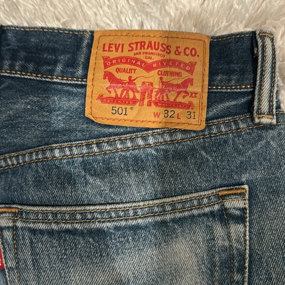 Men’s Levi’s 501 | 32 x 31 - Picture 6 of 6